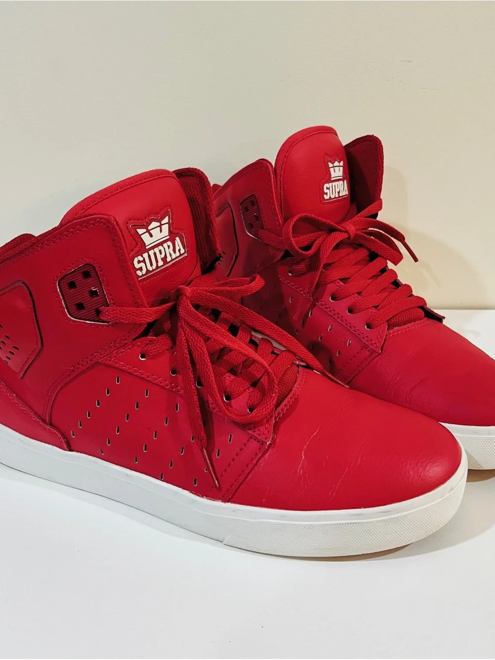 Rare SUPRA Vaider High Top Sneakers Men’s 10.5 Red White Skate Shoes S91024